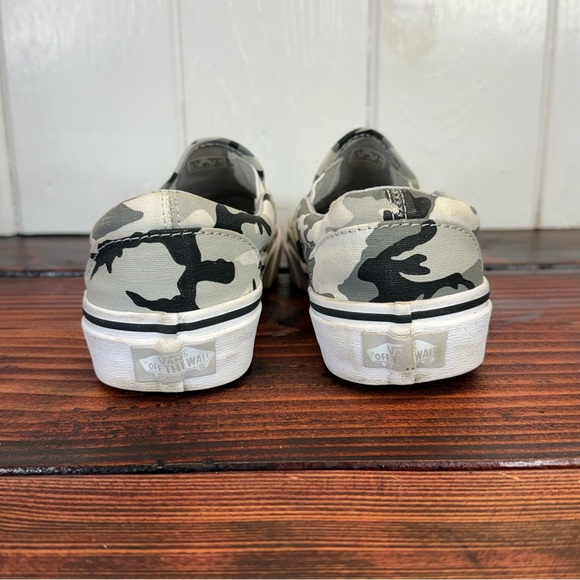 Vans Classic Slip-On Camo Gray White Women’s 6.5 / Men’s 5 - Picture 6 of 8
